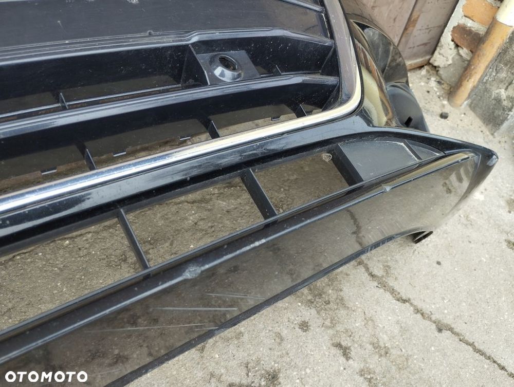 Zderzak przód Audi A7 II 4K8 ZWYKŁY - 5