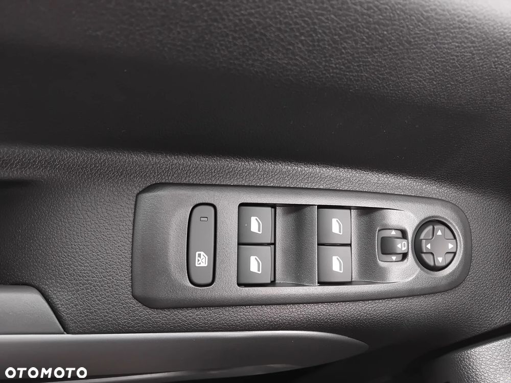 Fiat Qubo - 23