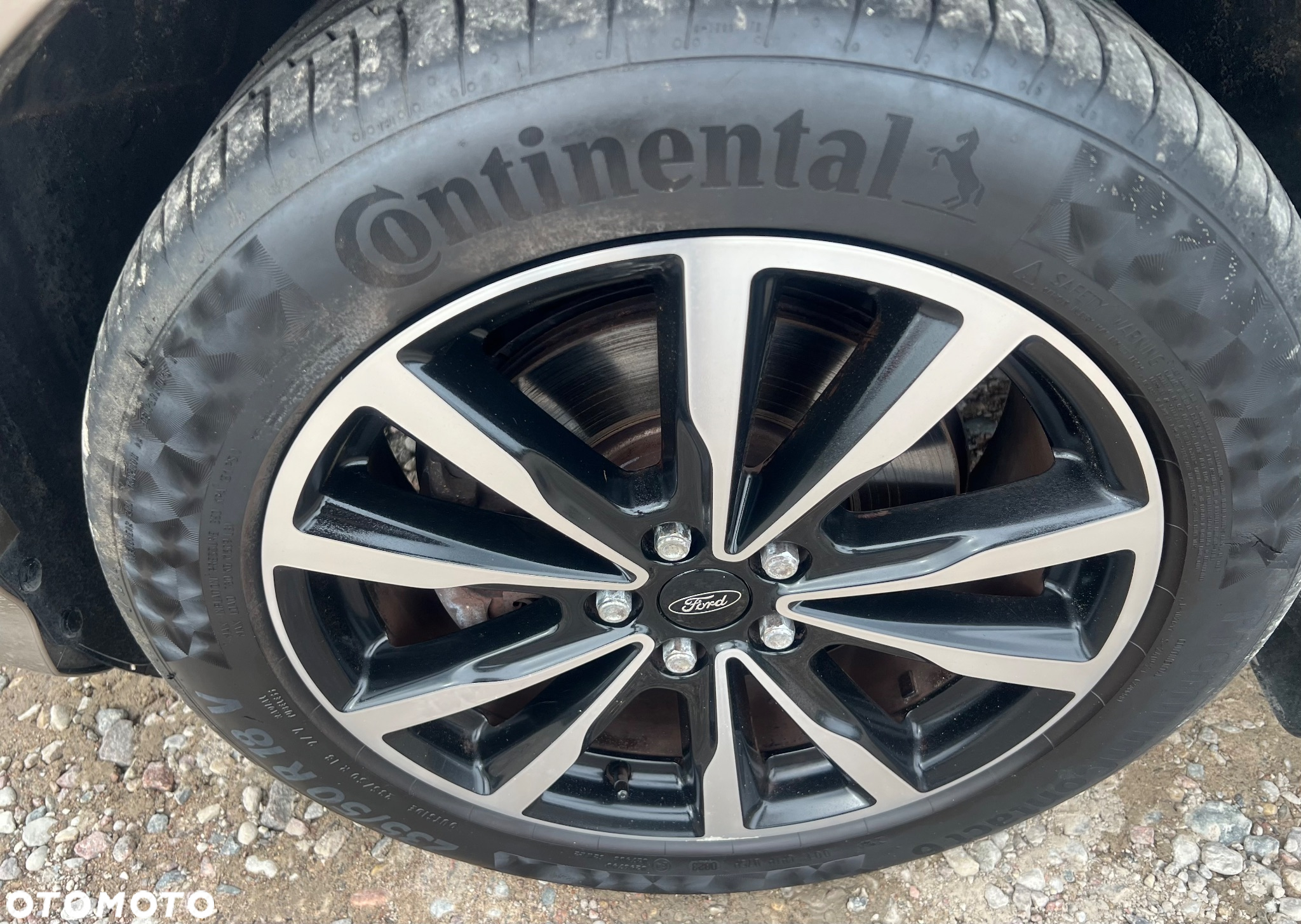 Ford Kuga 2.0 TDCi 4x4 ST-Line - 23