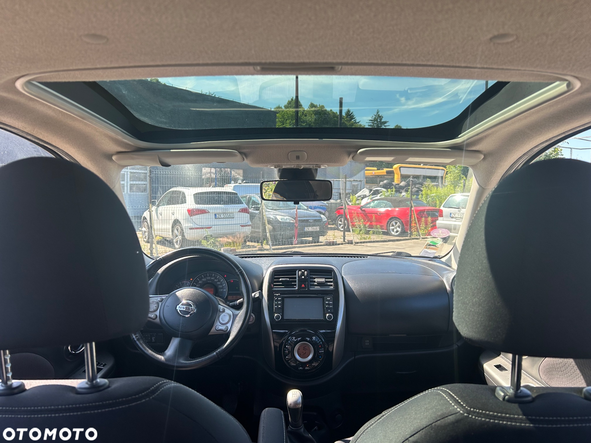 Nissan Micra 1.2 30 Jahre Edition - 19