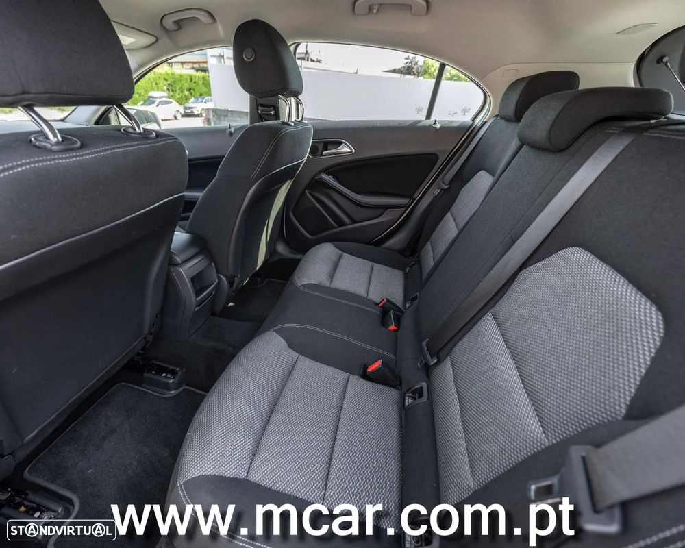 Mercedes-Benz A 180 - 8