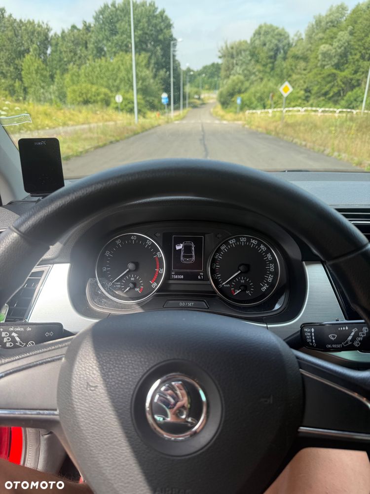 Skoda Fabia 1.0 Style - 10