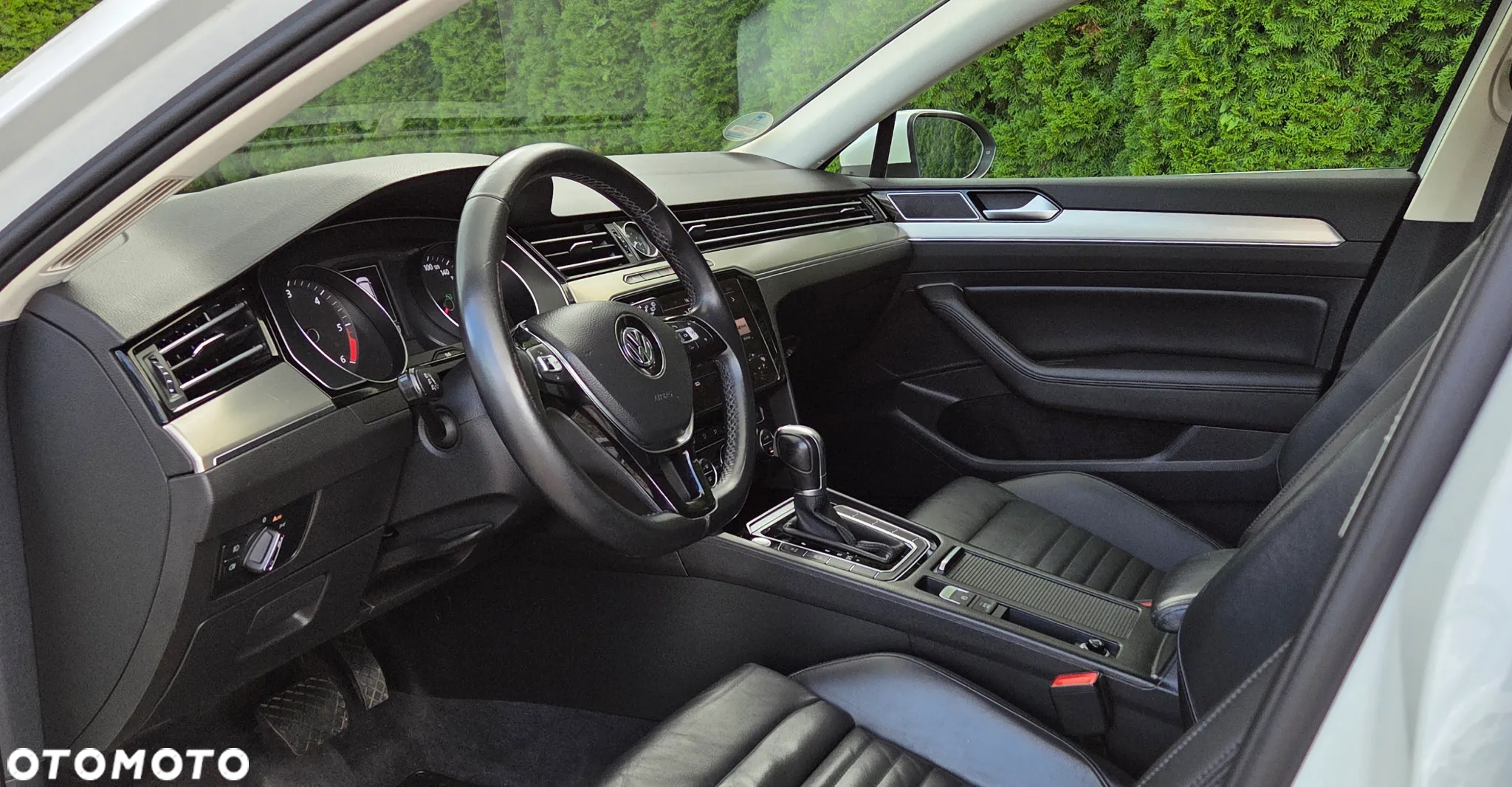 Volkswagen Passat 2.0 TDI BMT Highline DSG - 17