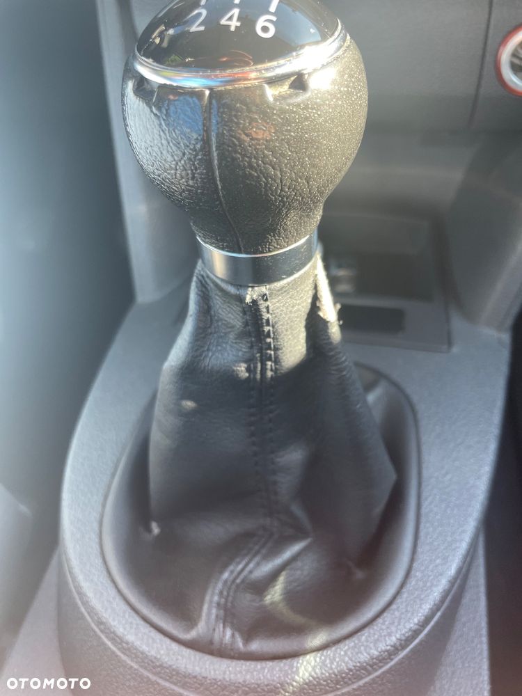 Volkswagen Touran - 13