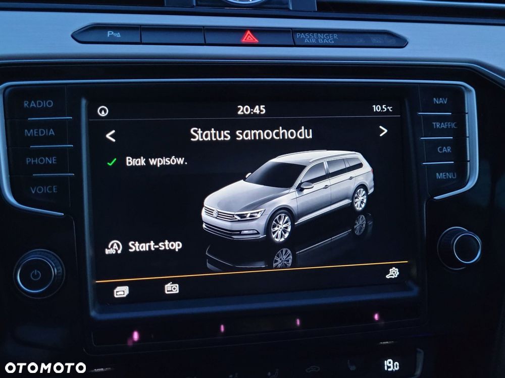 Volkswagen Passat 2.0 TDI (BlueMotion Technology) Highline - 25