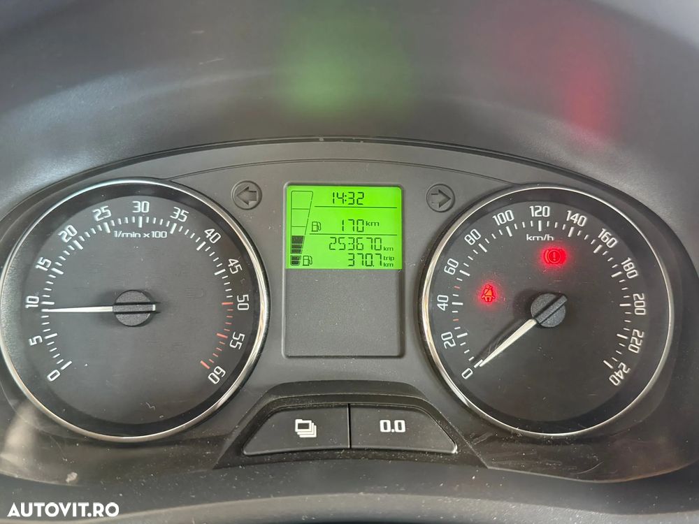 Skoda Fabia 1.2 TDI DPF Combi GreenLine - 11