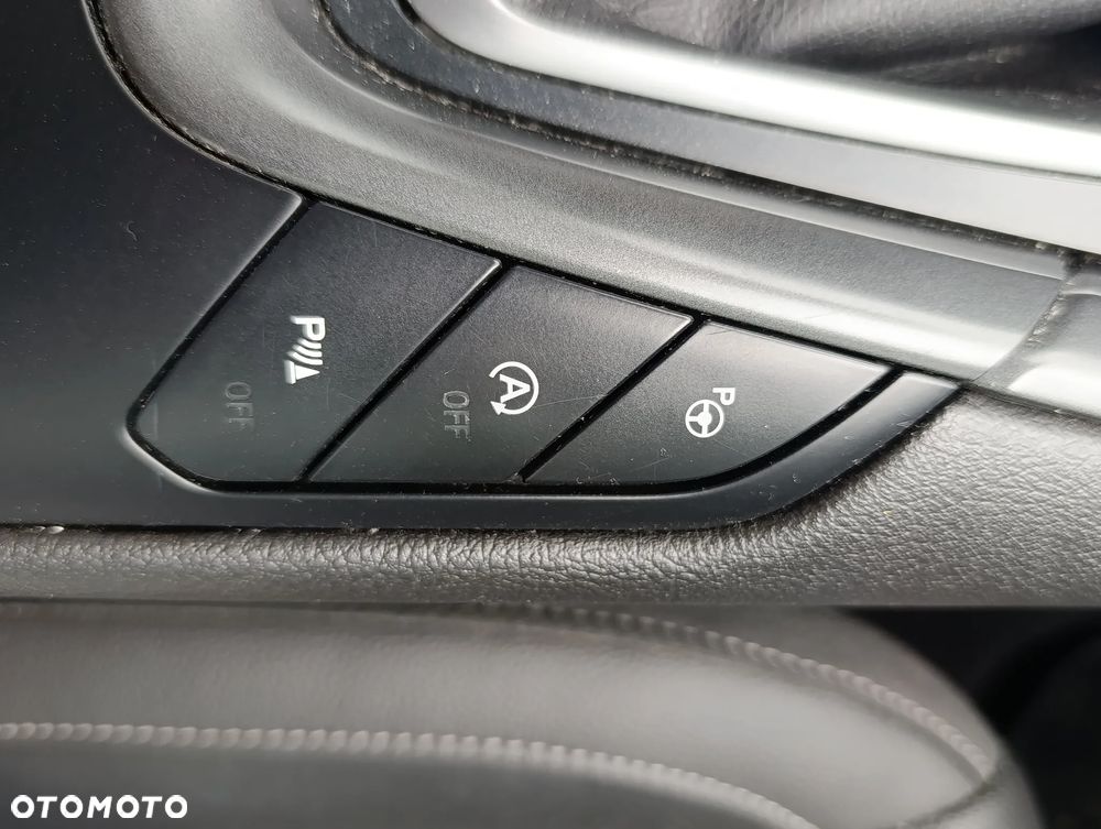 Ford Mondeo 2.0 TDCi Titanium PowerShift - 14