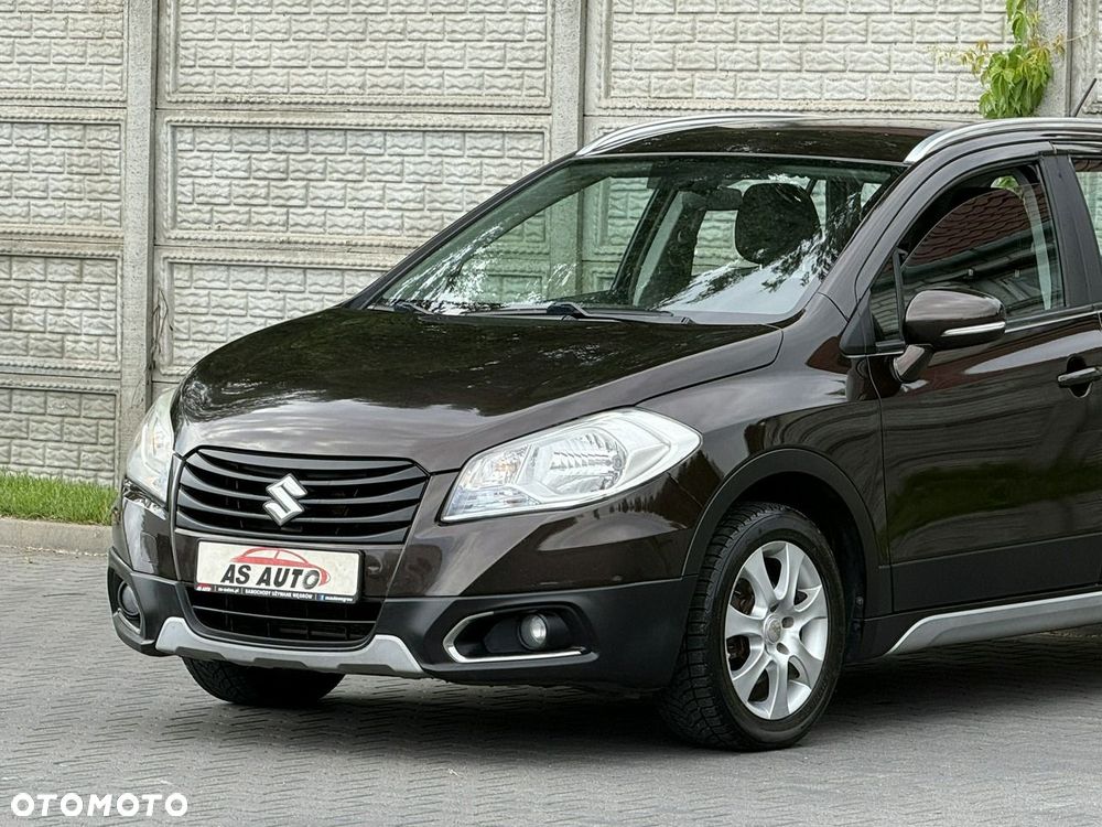 Suzuki SX4 S-Cross 1.6 VVT CVT 4x2 limited - 23