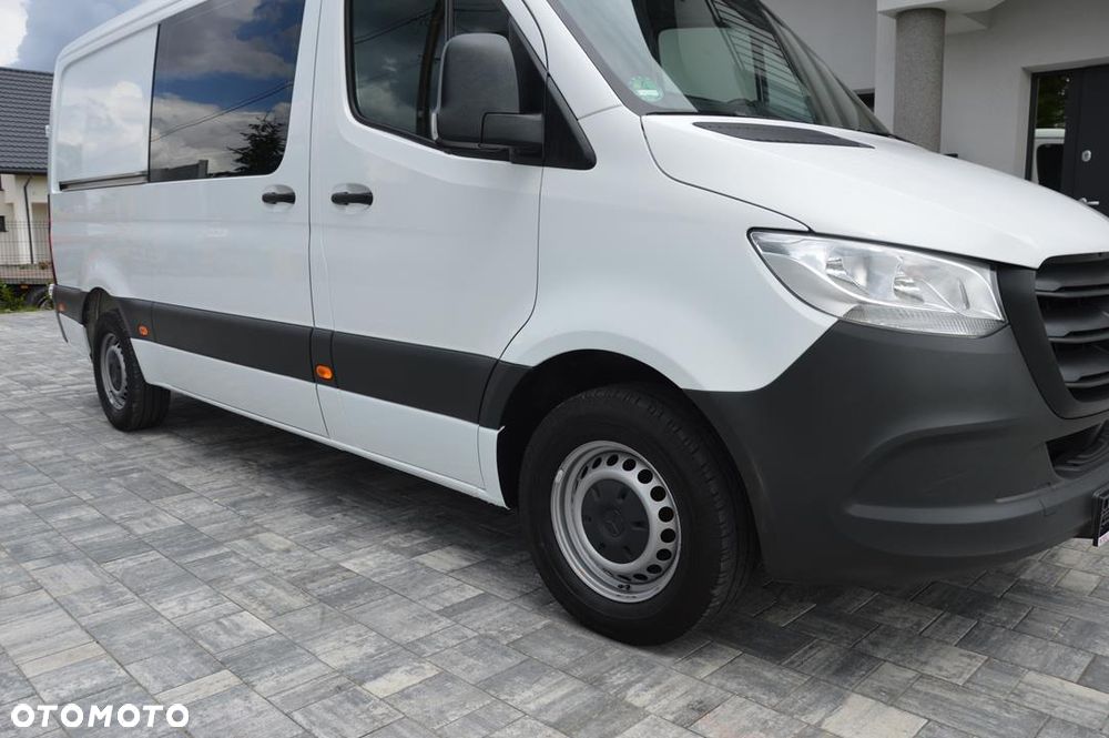 Mercedes-Benz Sprinter - 9