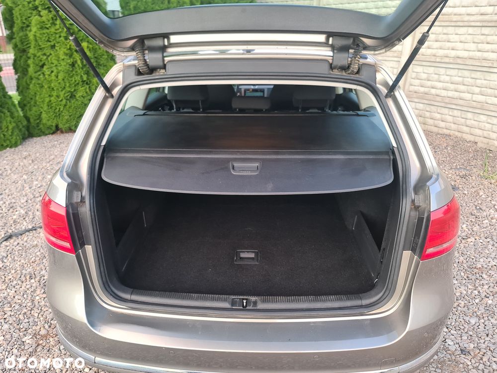 Volkswagen Passat Variant 2.0 TDI DPF Comfortline DSG - 11