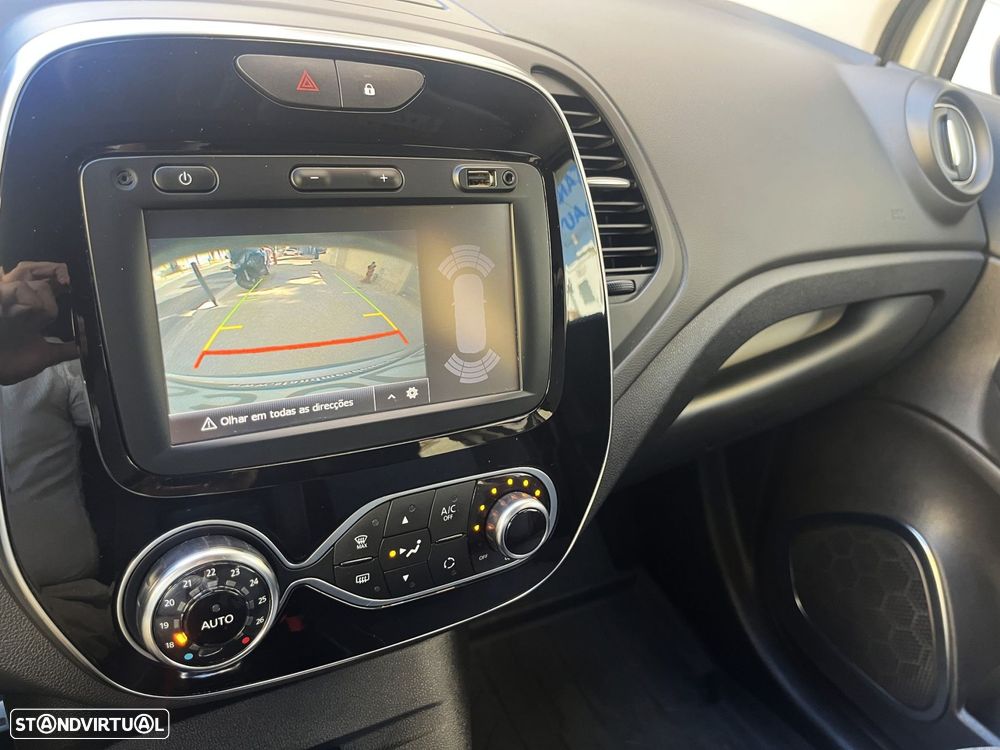 Renault Captur 1.2 TCe Exclusive - 21