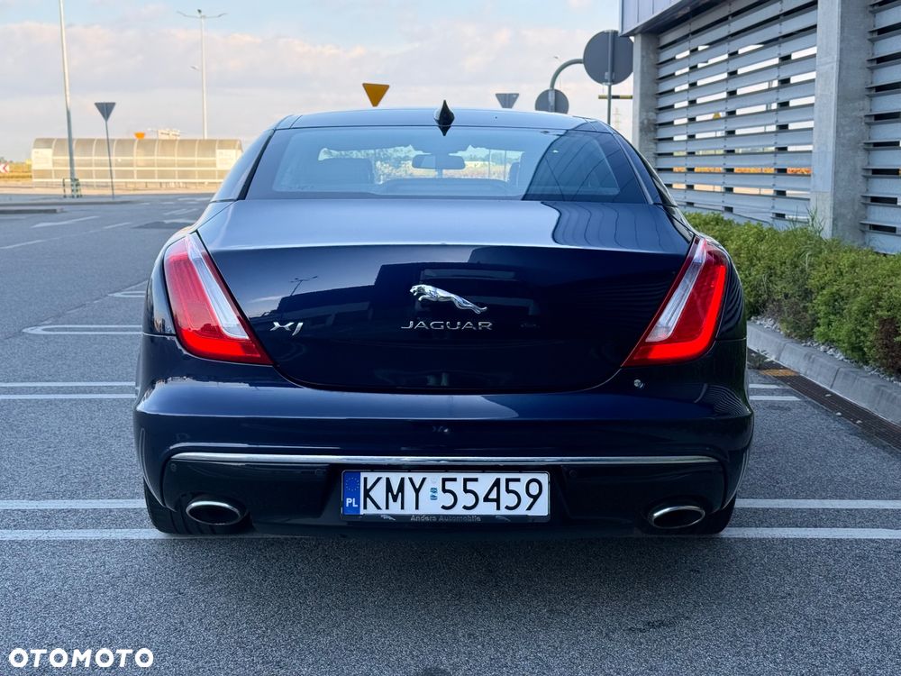 Jaguar XJ - 26