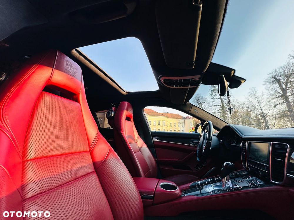 Porsche Panamera Turbo Executive PDK - 19