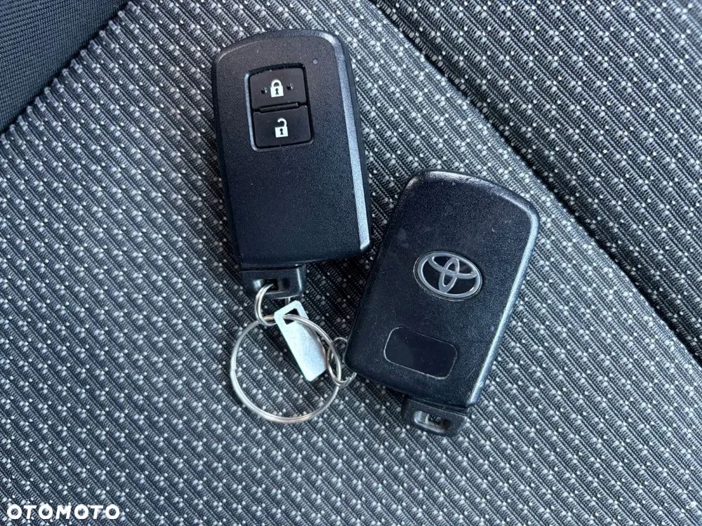 Toyota Yaris - 27