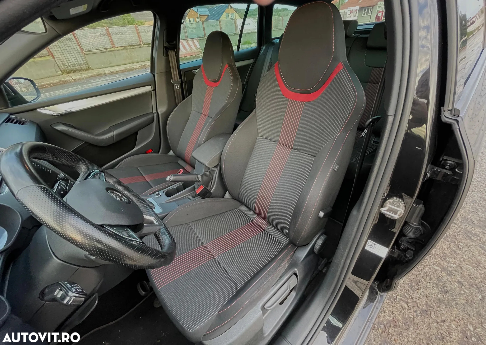 Skoda Octavia 1.6 TDI DSG Ambition - 3