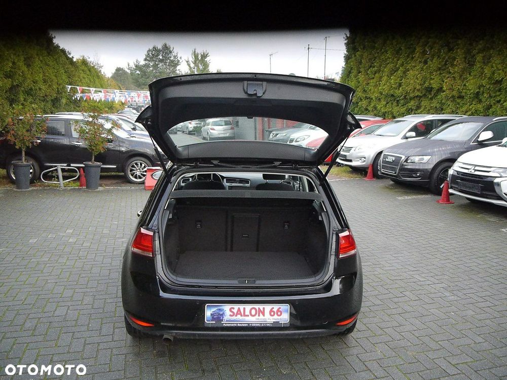 Volkswagen Golf 1.6 TDI BlueMotion Comfortline - 13