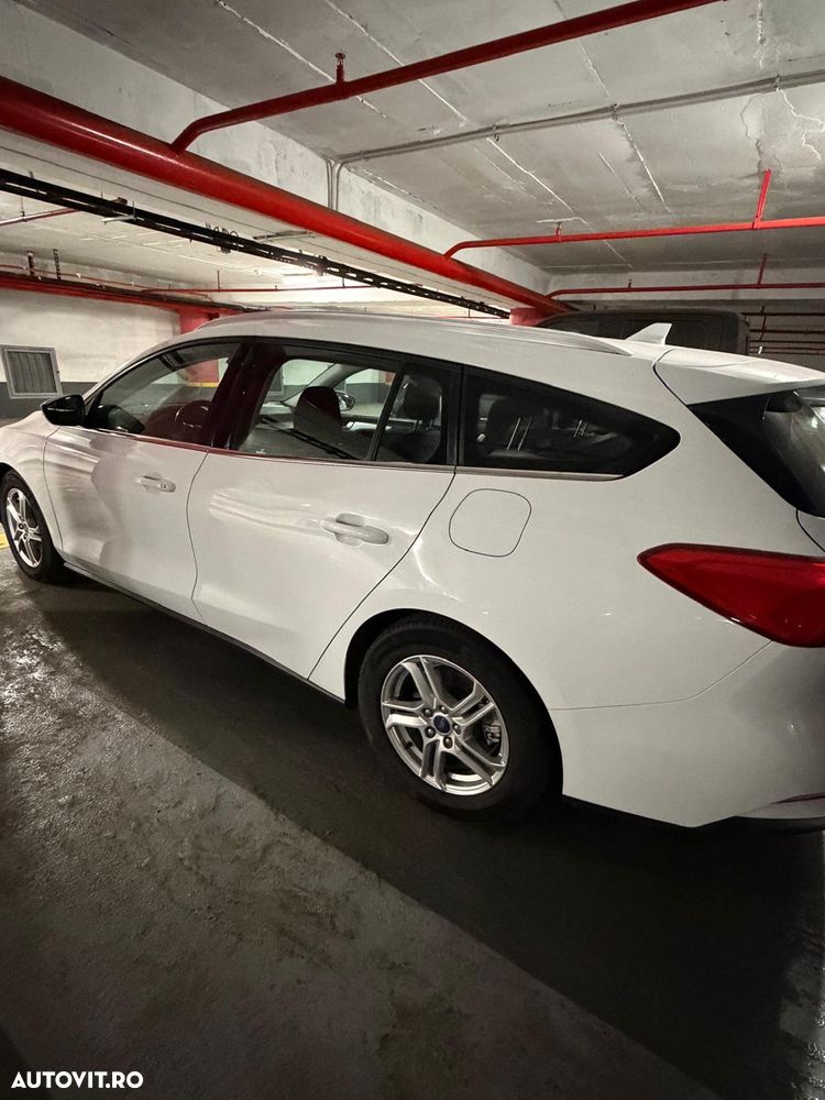 Ford Focus 1.0 EcoBoost Active - 4
