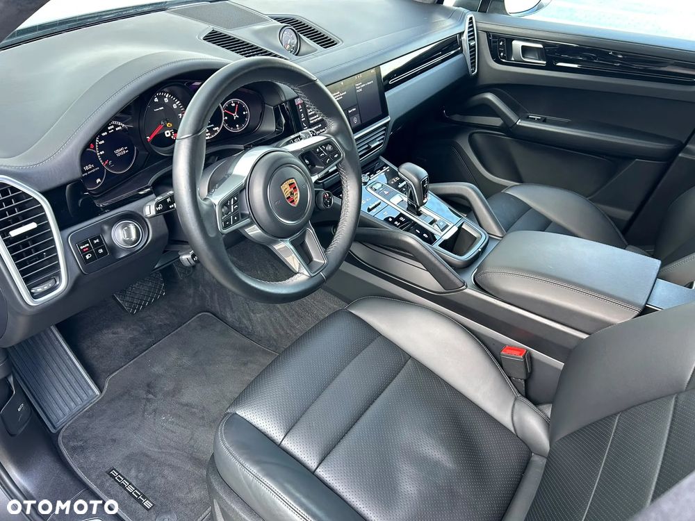 Porsche Cayenne - 11