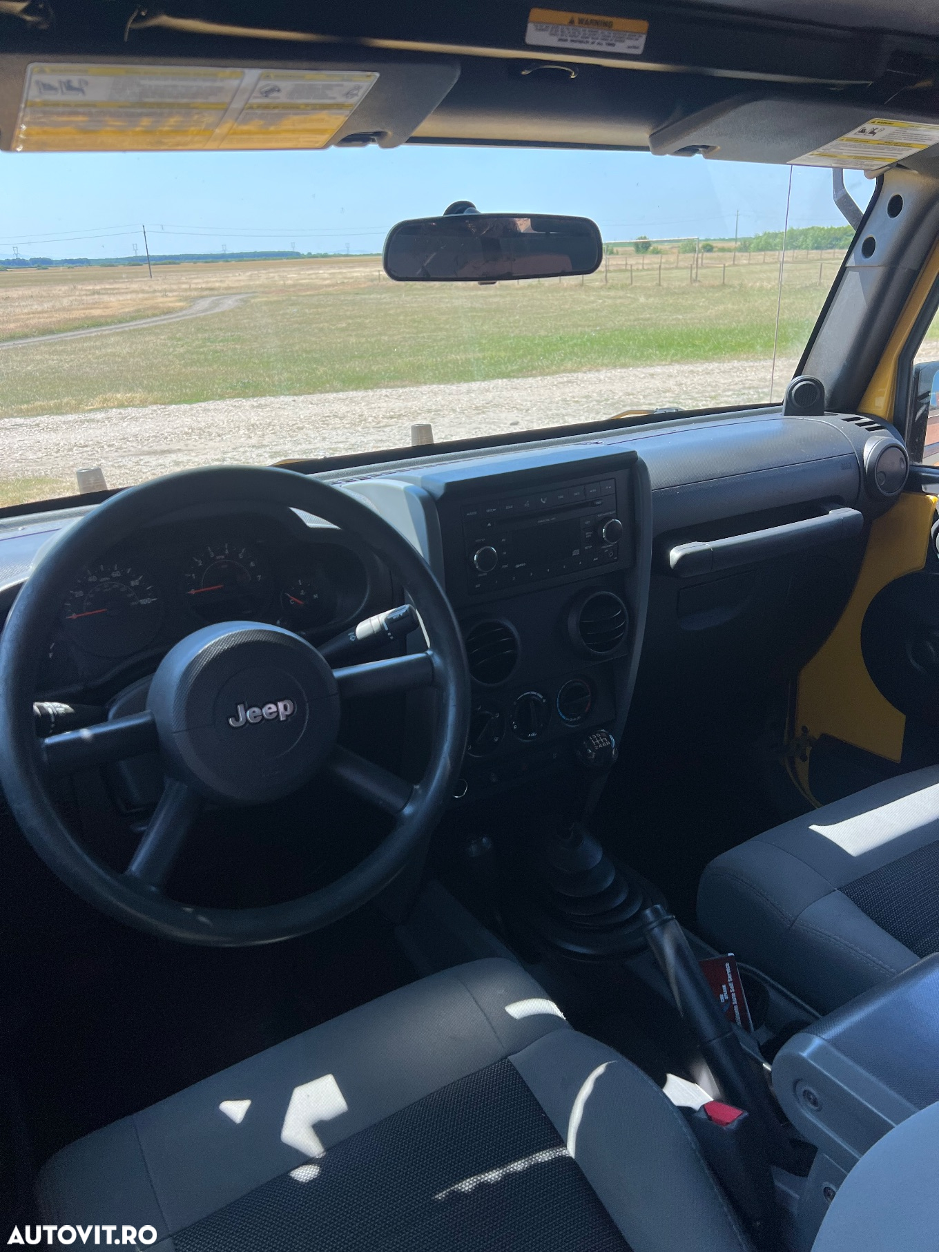 Jeep Wrangler - 8