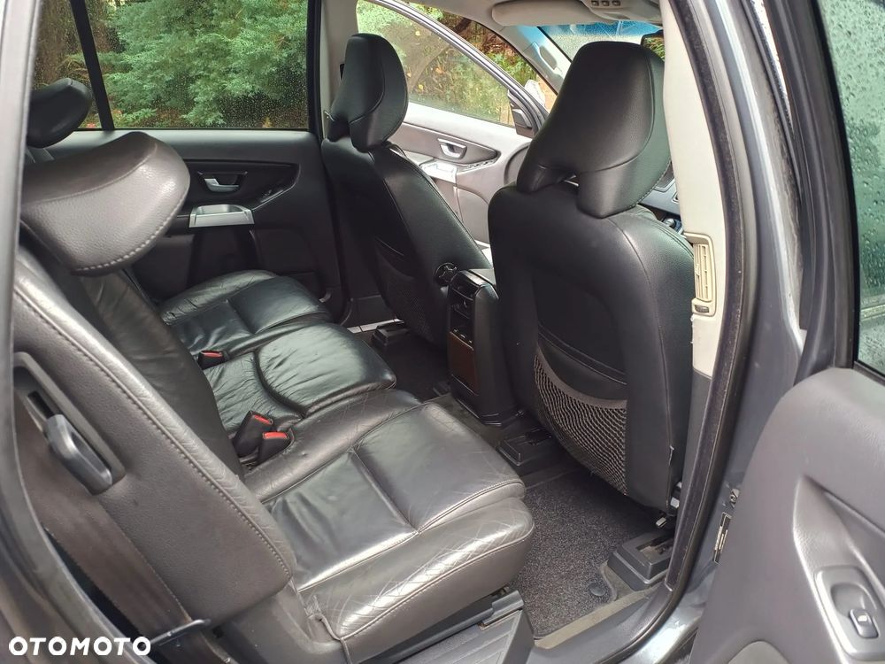 Volvo XC 90 D5 Executive - 8