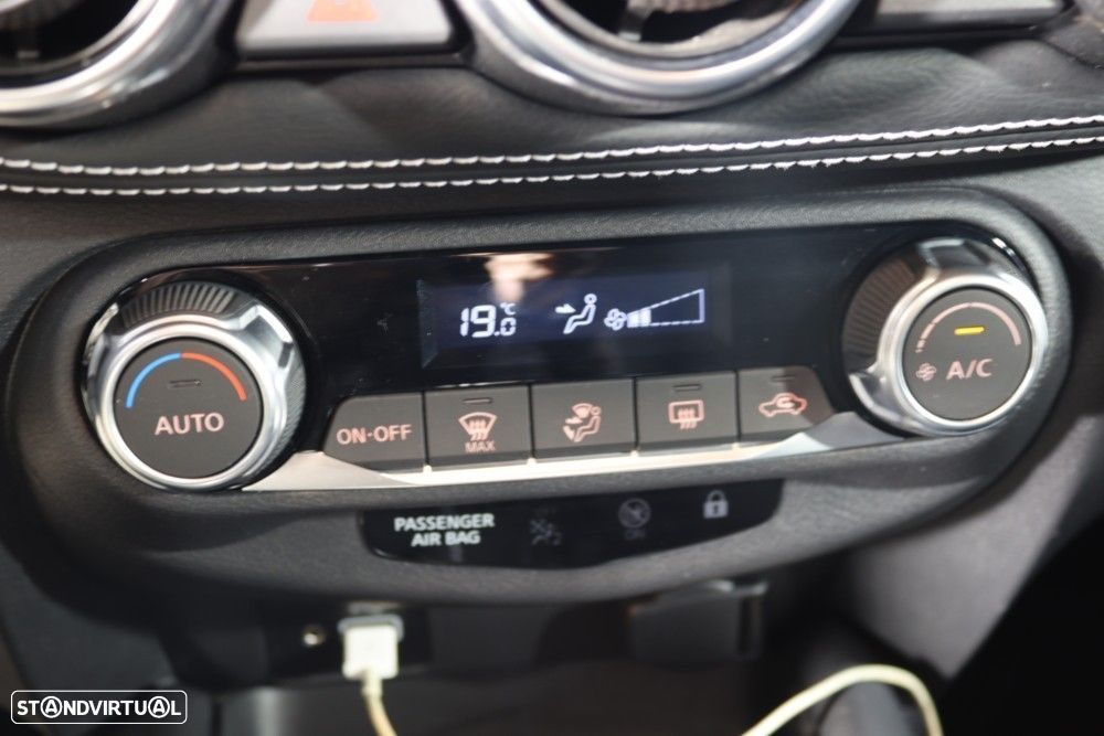 Nissan Juke 1.0 DIG-T N-Connecta NAV. DCT - 32