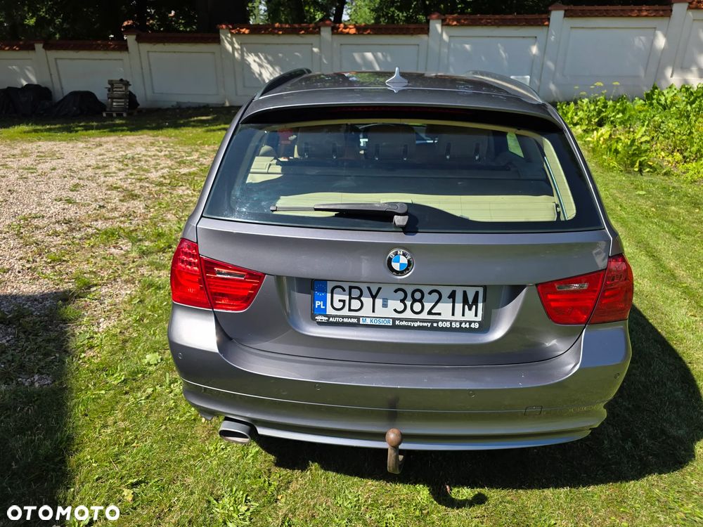 BMW Seria 3 318d DPF - 5