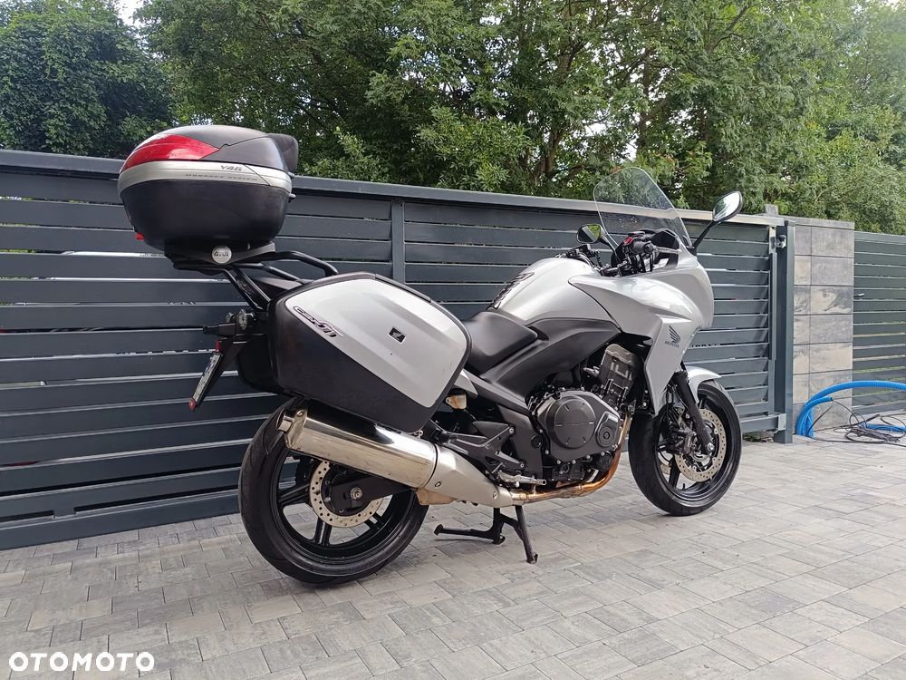 Honda CBF - 10