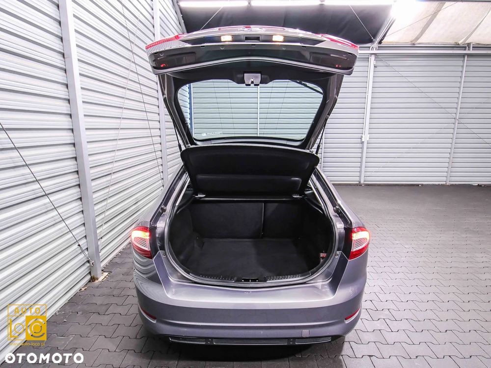 Ford Mondeo 1.6 Silver X - 13