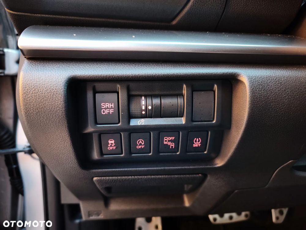 Subaru XV 2.0i Exclusive (EyeSight) Lineartronic - 24