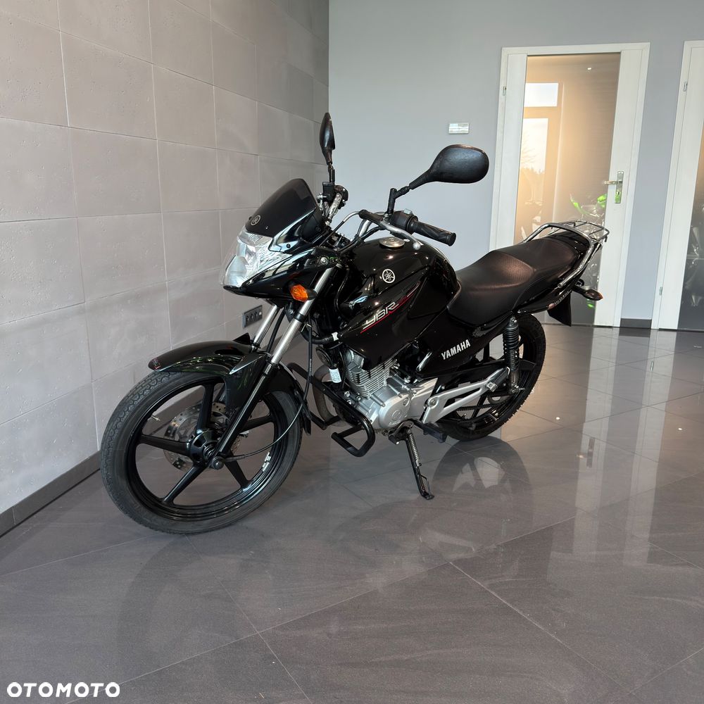 Yamaha YBR - 8