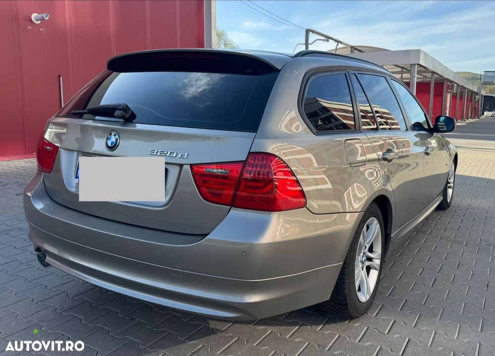 BMW Seria 3 320d DPF Aut. - 8