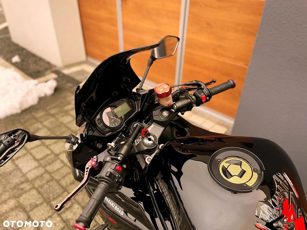 Kawasaki Z - 7