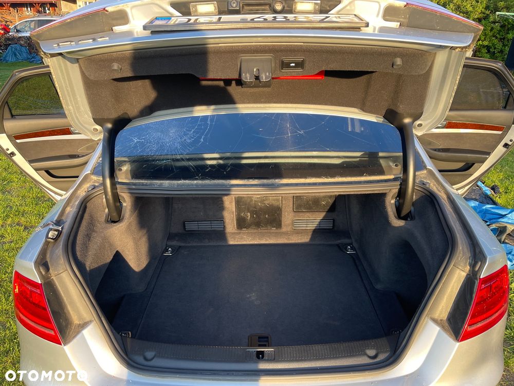 Audi A8 4.2 TDI L Quattro - 38
