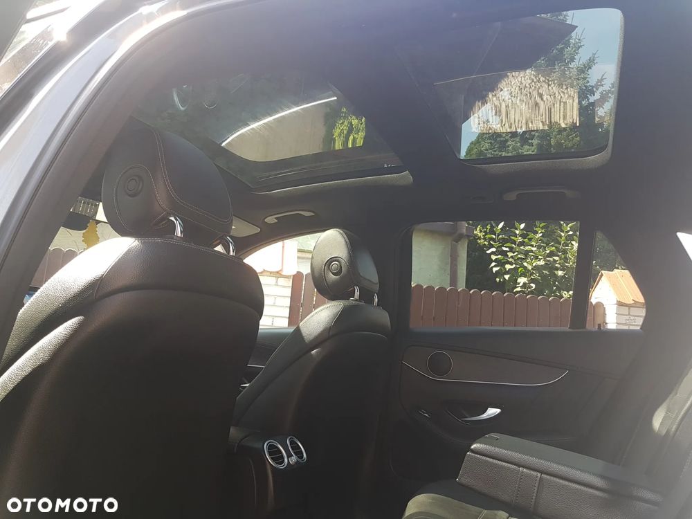 Mercedes-Benz GLC 200 4Matic 9G-TRONIC AMG Line - 19