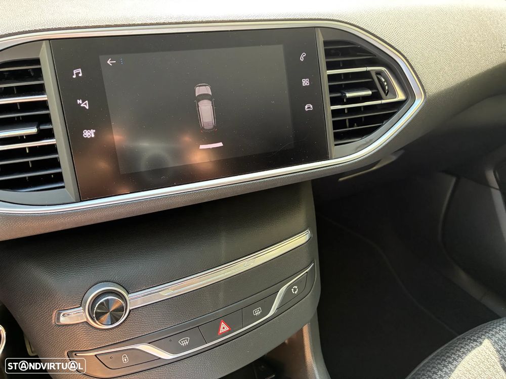 Peugeot 308 SW 1.5 BlueHDi Style - 22