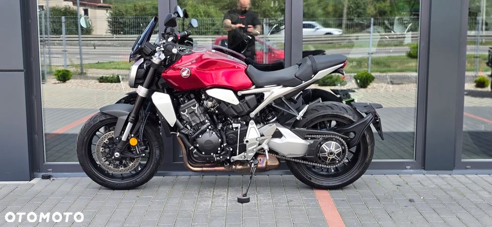 Honda CB - 25