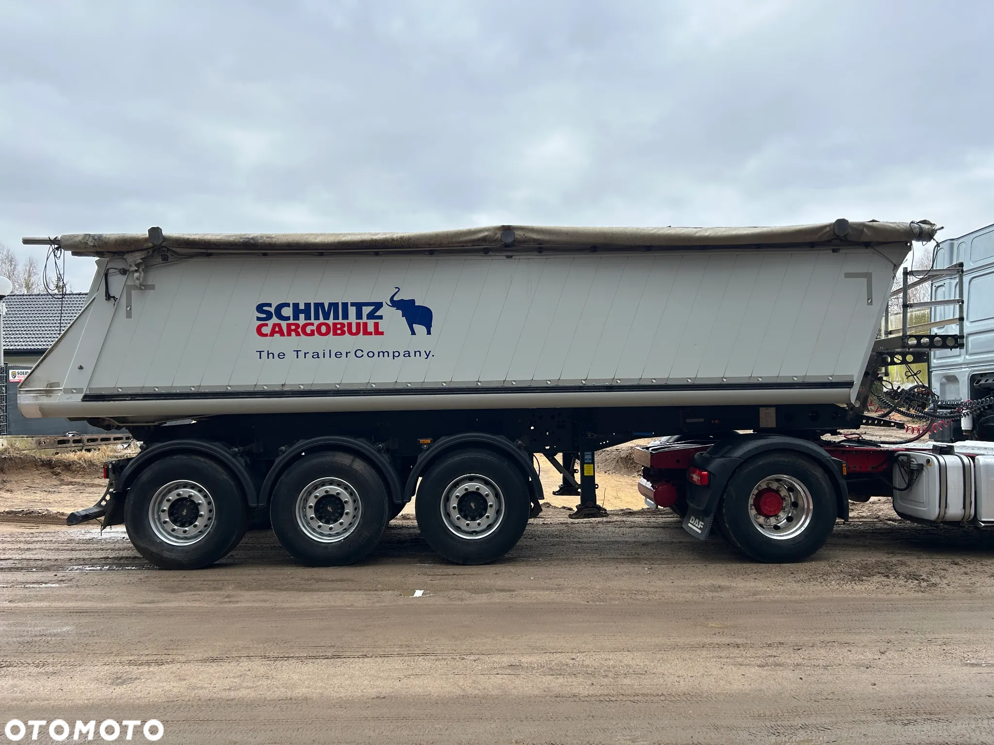 Schmitz Cargobull GOTHA / WYWROTKA 26 m3 / ŻWIRÓWKA / OŚ PODNOSZONA / 2015 ROK !! - 8