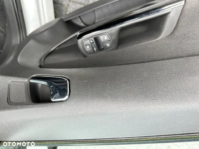 Opel Corsa 1.3 CDTI DPF Sport - 13