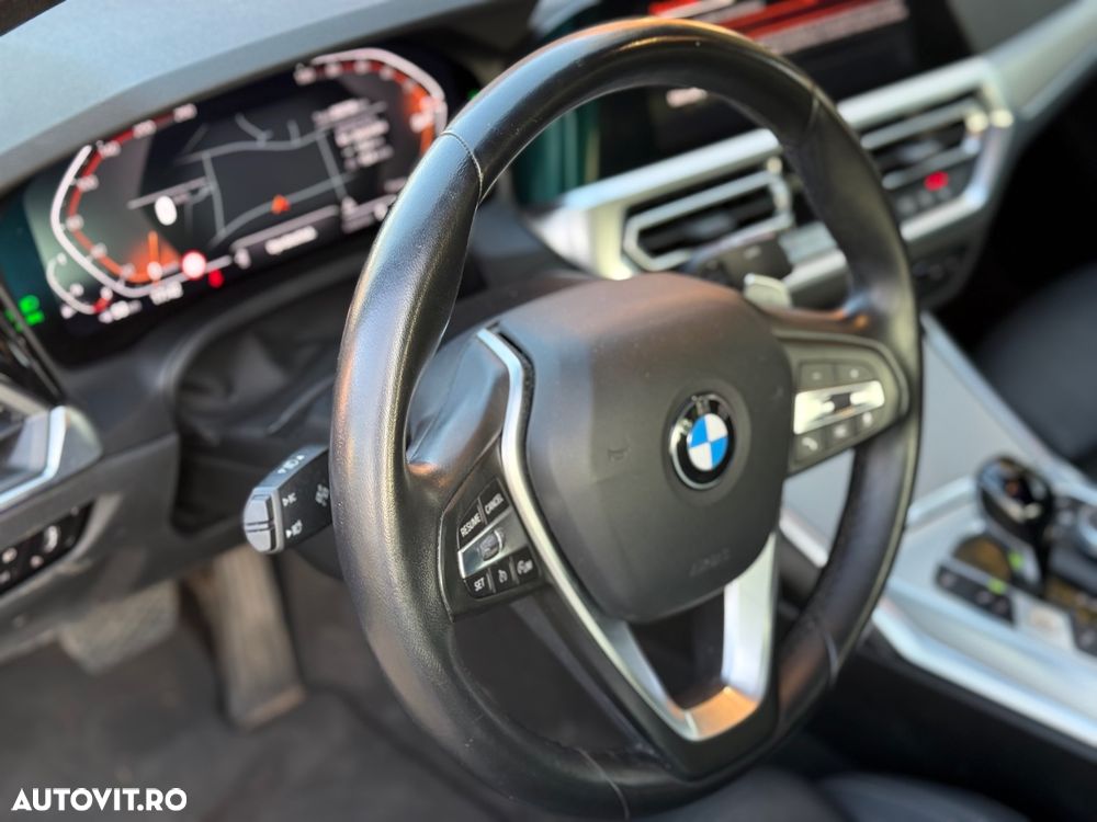 BMW Seria 3 318i AT - 20
