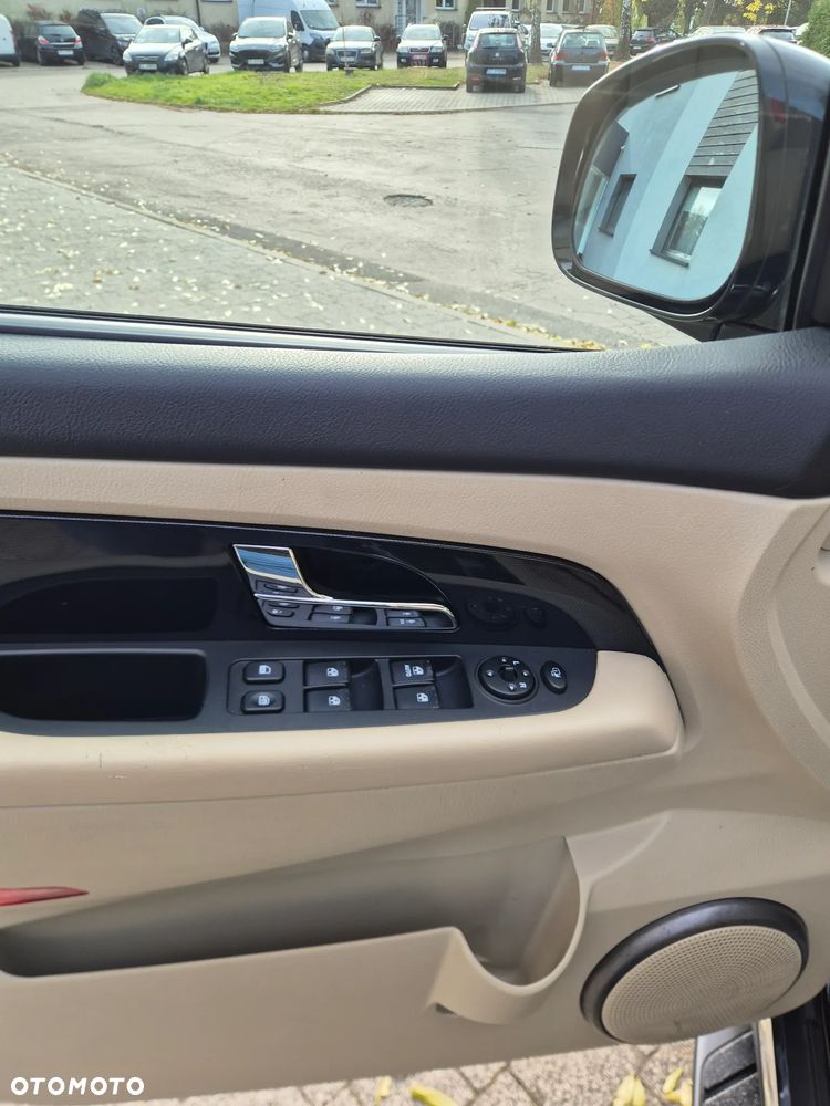 SsangYong/KGM Rexton W 2.2 e-XDi 220 4WD Automatik Executive - 12