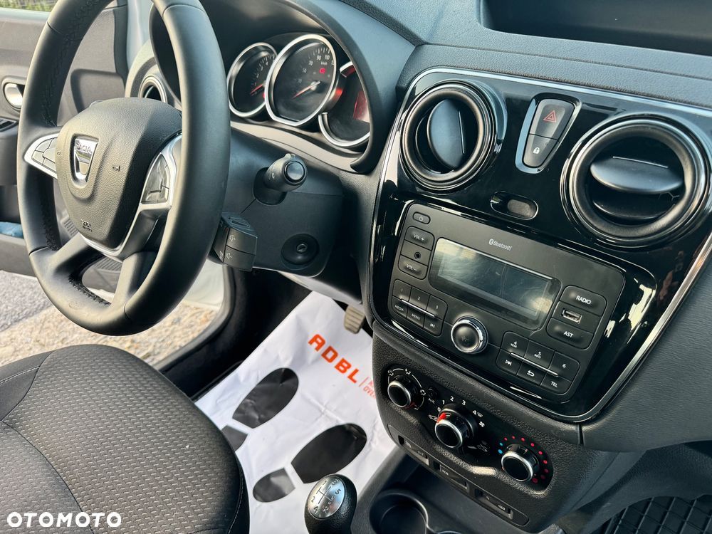 Dacia Dokker 1.6 SCe Celebration - 34