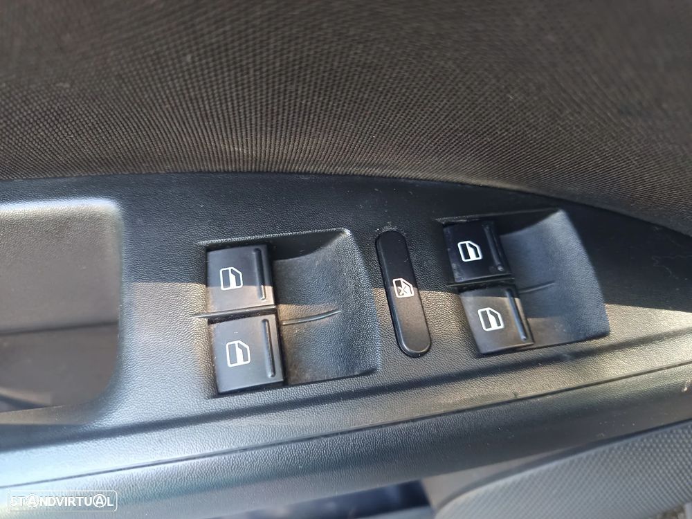SEAT Altea 2.0 TDI 16V Sport Up DSG - 23