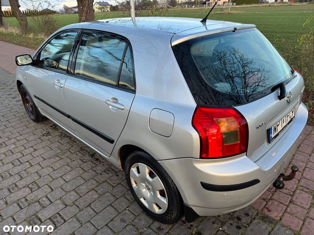 Toyota Corolla 1.4 VVT-i Base - 9