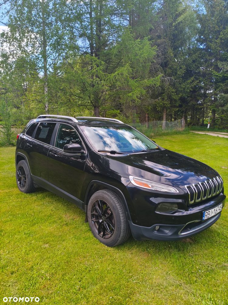 Jeep Cherokee - 1