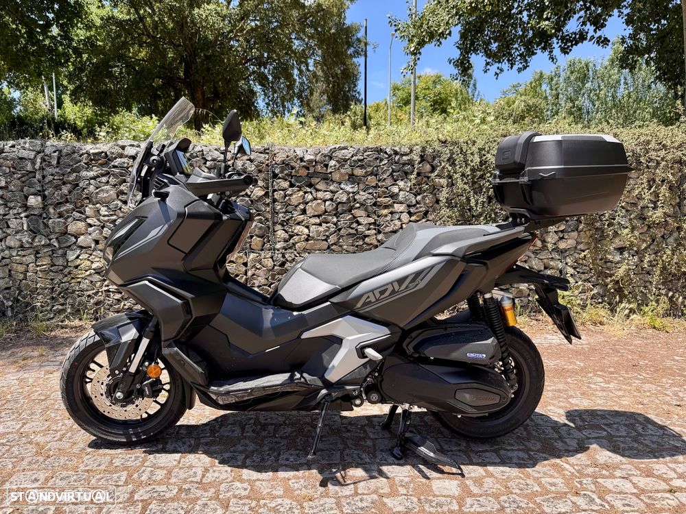 Honda ADV - 4