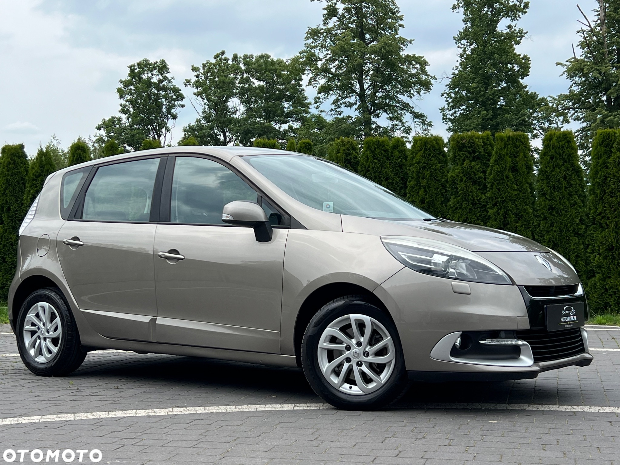 Renault Scenic 1.6 16V TomTom Edition - 15