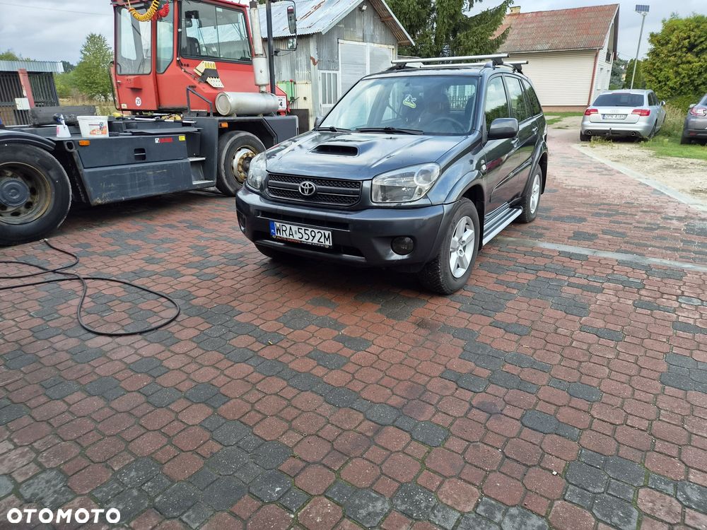 Toyota RAV4 - 7