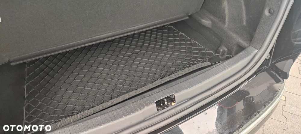 Renault Clio (Energy) TCe 90 Start & Stop INTENS - 32