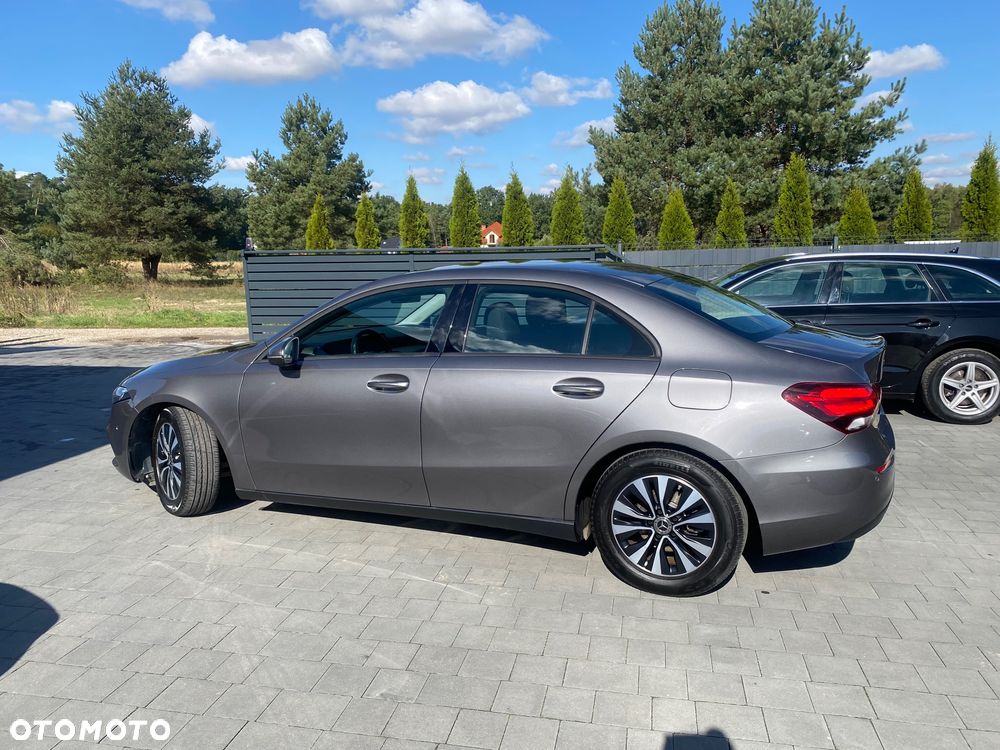 Mercedes-Benz Klasa A 180 d 8G-DCT Lim Entry - 26