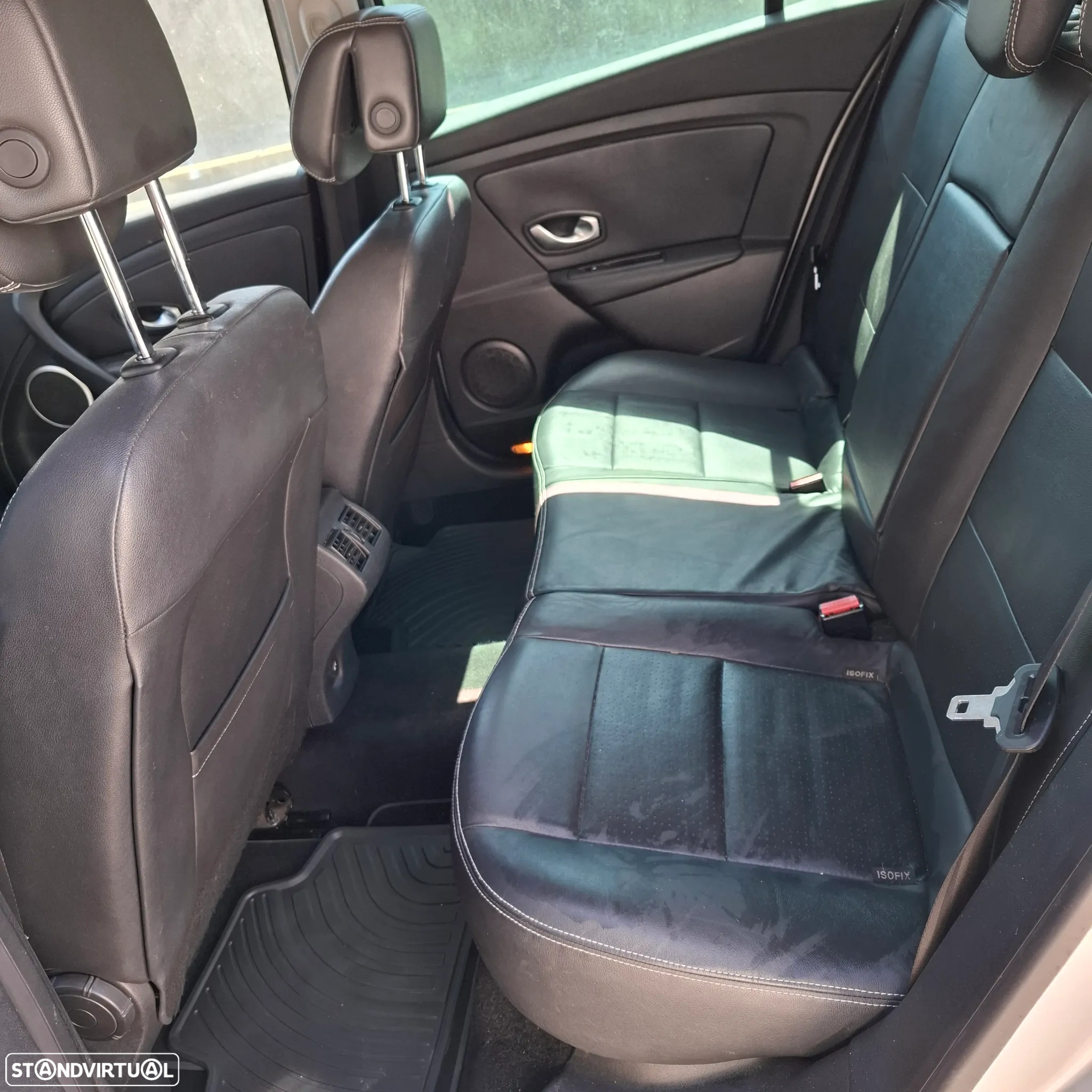 Renault Mégane 1.5 dCi Dynamique S - 8